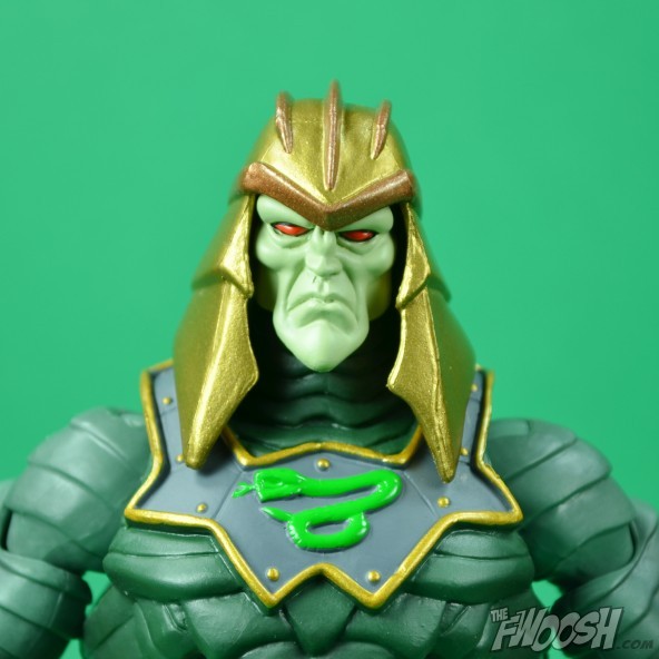 Masters-of-the-Universe-Classics-MOTUC-Battle-Armor-King-Hsss-Review-close