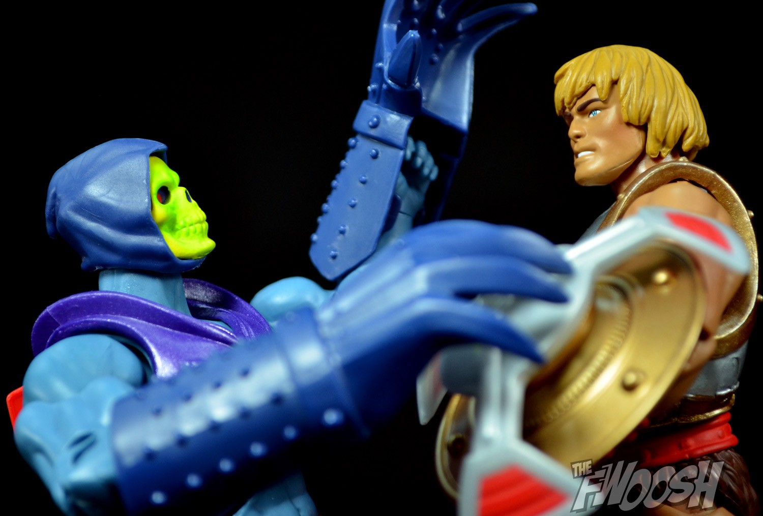Masters-of-the-Universe-Classics-MOTUC-Terror-Claws-Thunder-Punch-Review-Close-battle