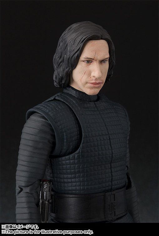 Bandai-SH-Figuarts-Star-Wars-The-Last-Jedi-Kylo-Ren-Promo-04.jpg