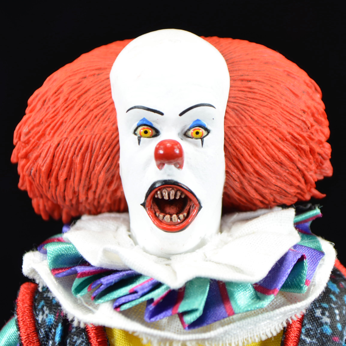 pennywise with crab legs