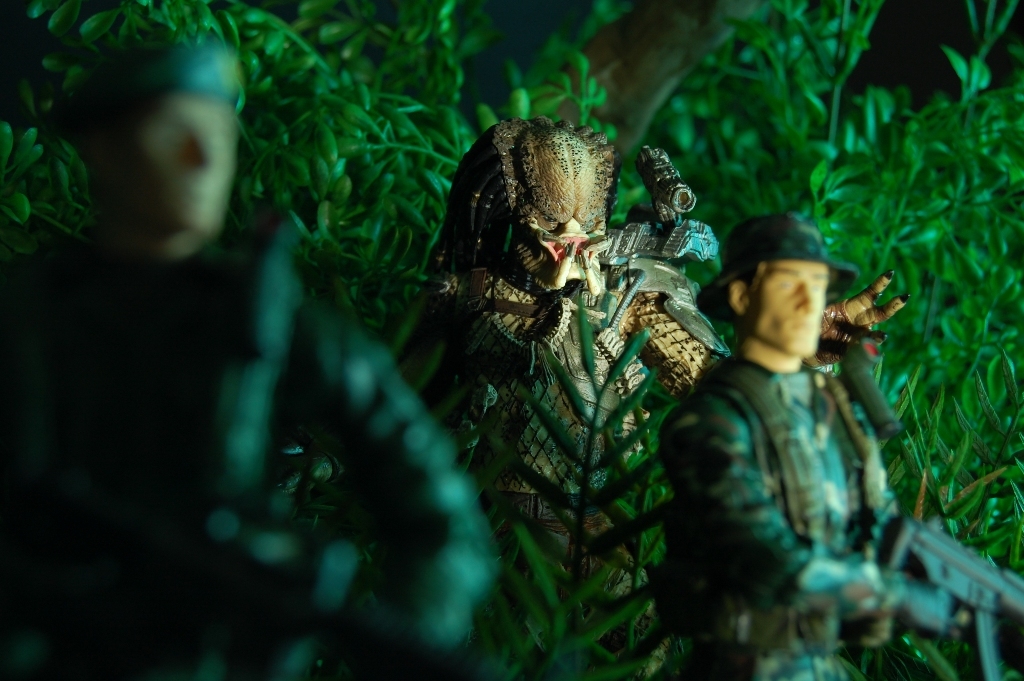 NECA Alien Vs. Predator Pics