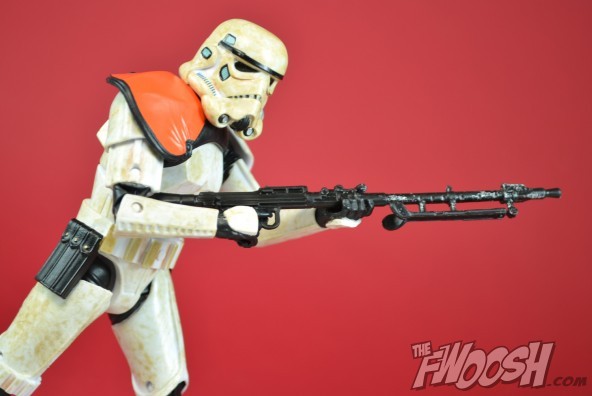 Hasbro-Star-Wars-Black-Series-Sandtrooper-action-charge