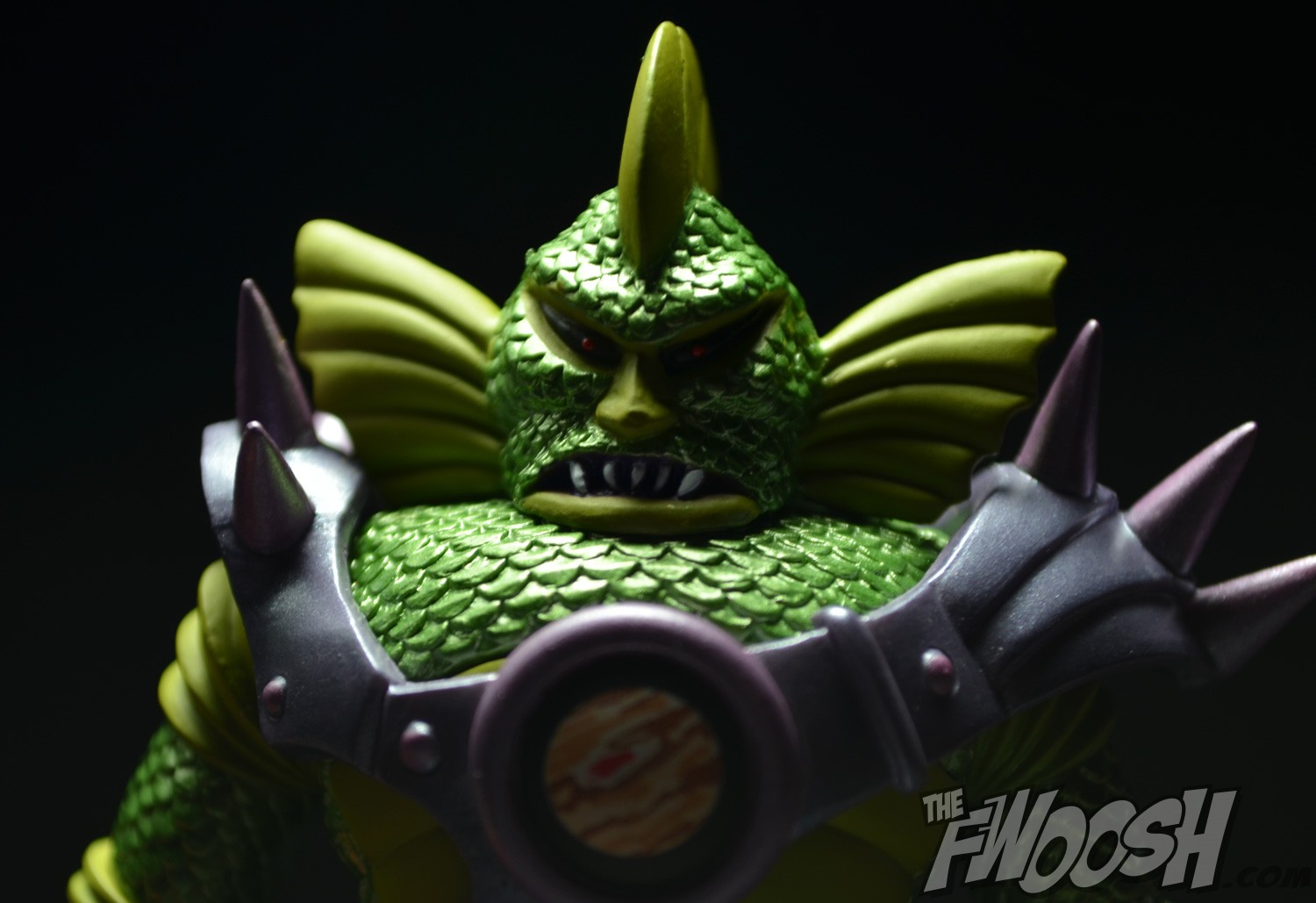 Outer-Space-Men-OSM-Colossus-Rex-Review-glare