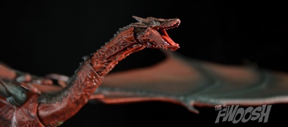 bridge-direct-hobbit-smaug-figure-review-2