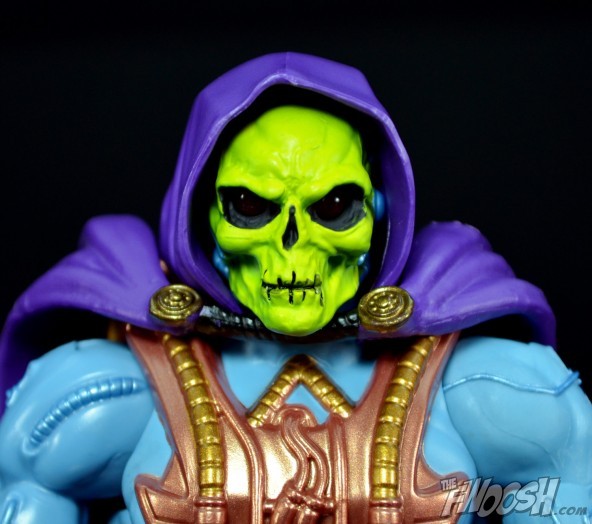 Masters-of-the-Universe-Classics-MOTUC-Laser-Light-Skeletor-Review-close