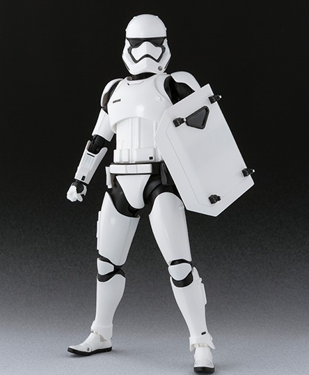 S.H. Figuarts First Order Stormtrooper with Baton and Shield Set