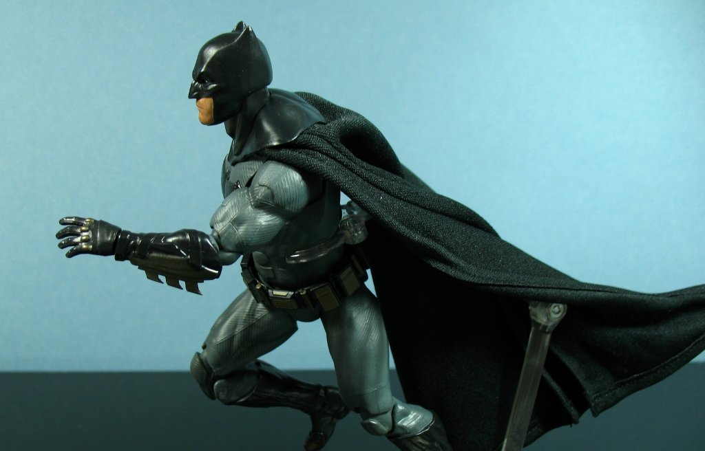 Bandai Japan: S.H. Figuarts Justice League Batman