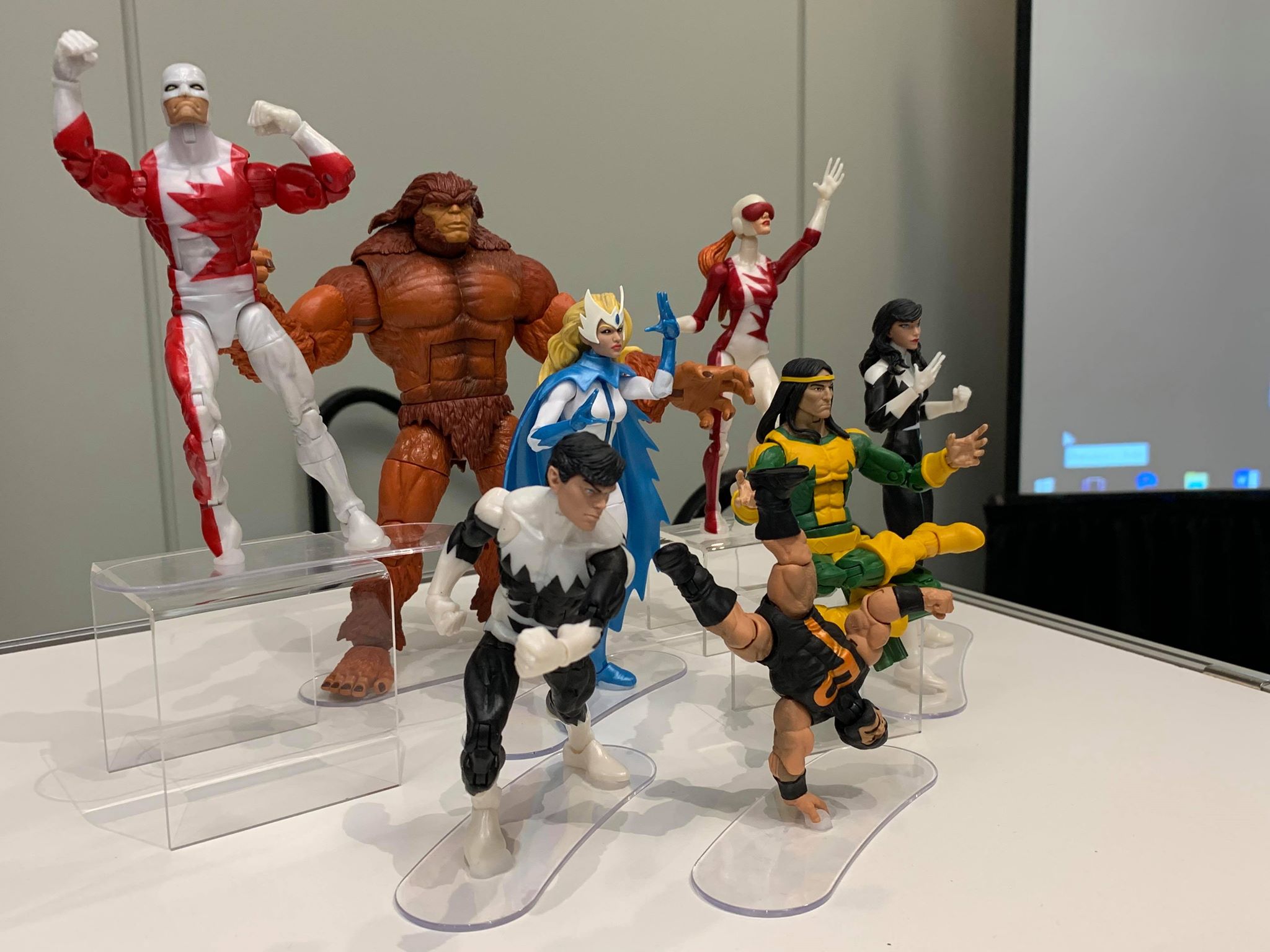 Closer Look at the Marvel Legends Alpha Flight Boxset