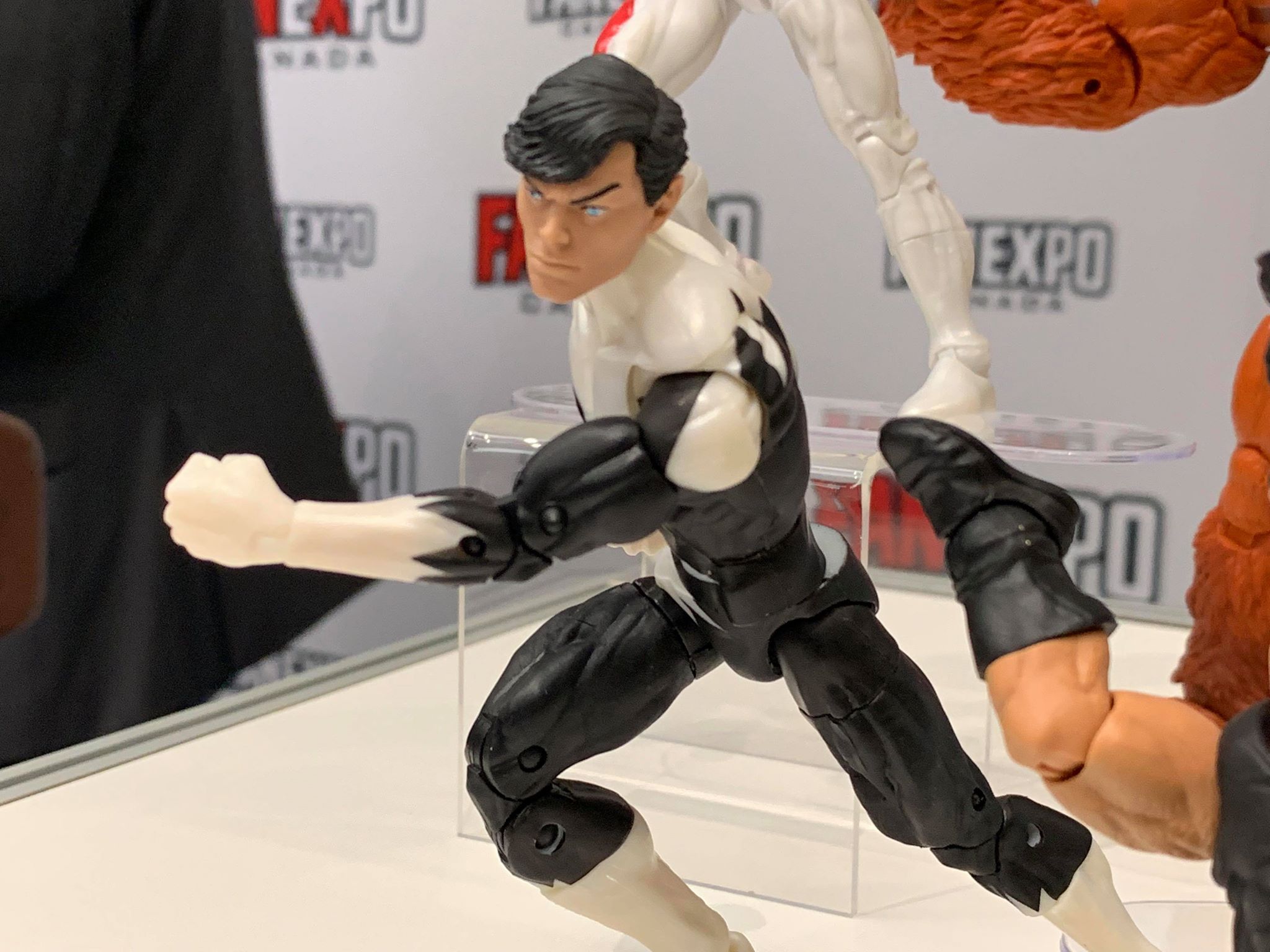Closer Look at the Marvel Legends Alpha Flight Boxset