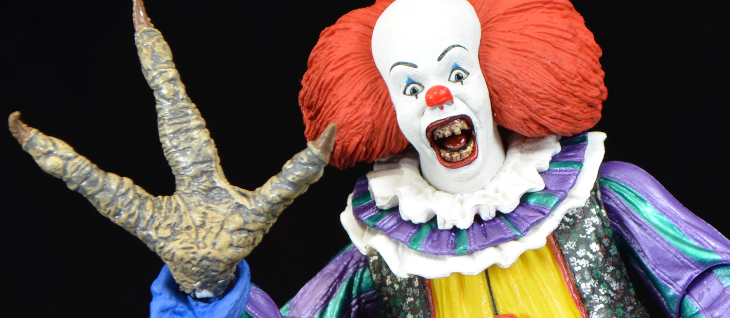 NECA IT 1990 Ultimate 7" Scale Pennywise Version 2 
