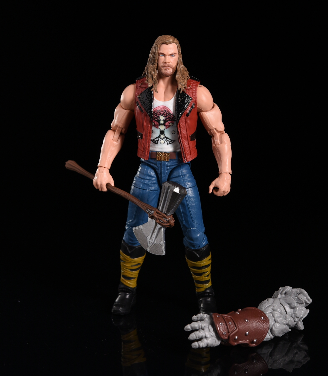 Hasbro: Marvel Legends Ravager Thor Review